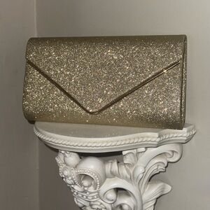 Elegant Gold Chain Clutch